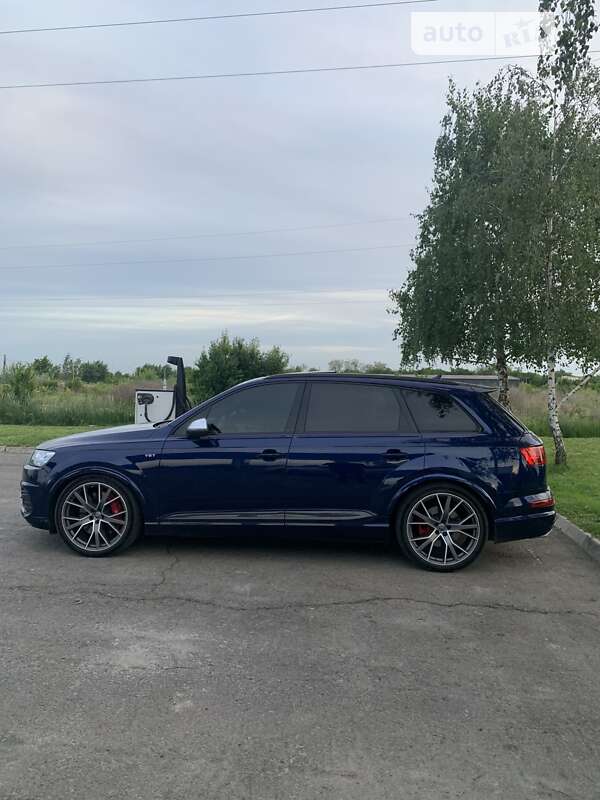 Audi Sq7 (2019)