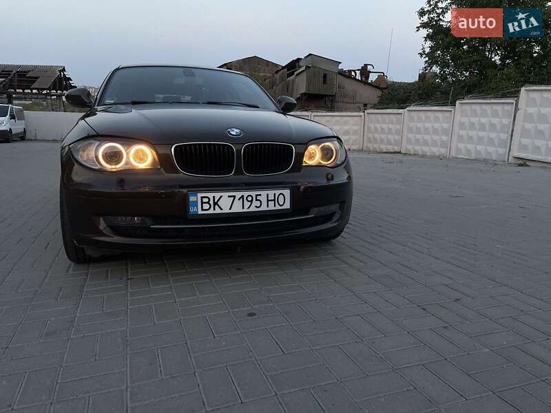 Bmw 1 series (2009)