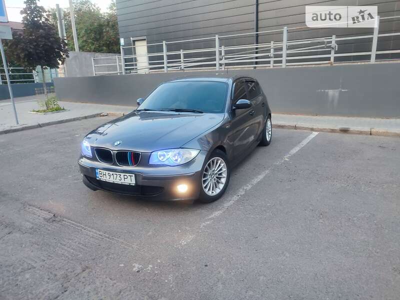 Bmw 1 series (2006)