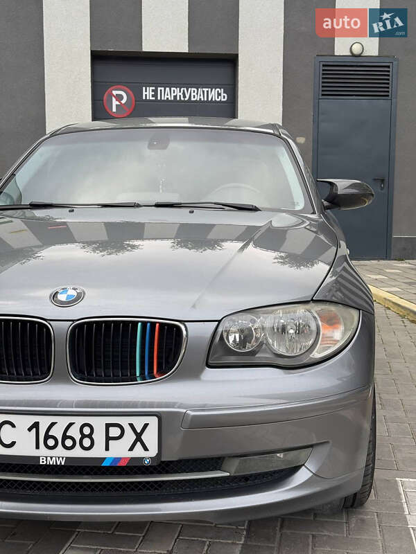 Bmw 1 series (2009)