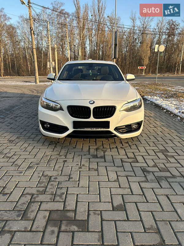 Bmw 2 series (2015)
