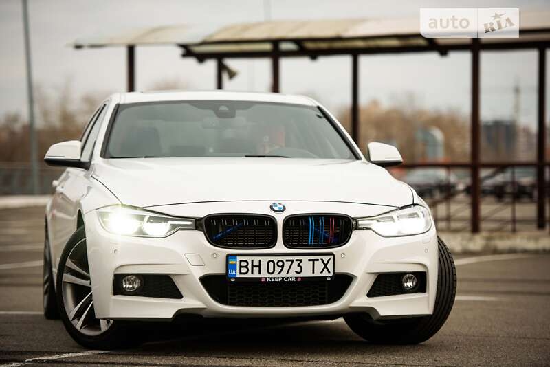 Bmw 330e (2017)