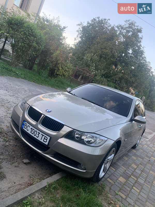 Bmw 318 (2007)