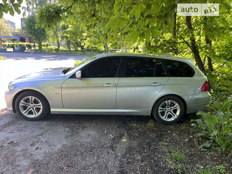 Bmw 318 (2009)