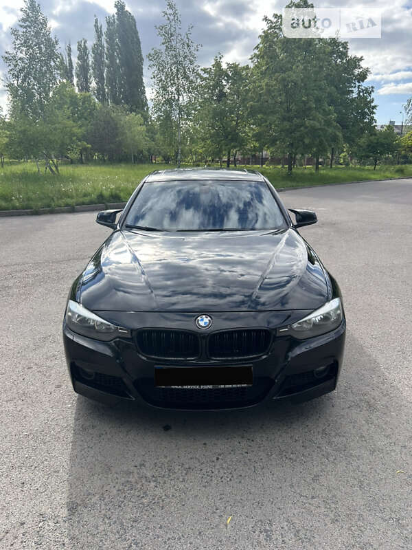 Bmw 320i xdrive (2013)