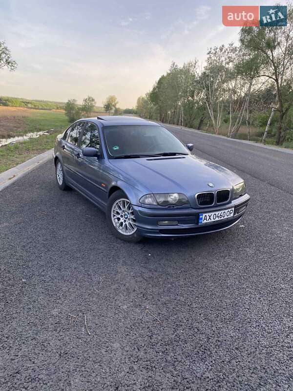 Bmw 318 (1999)