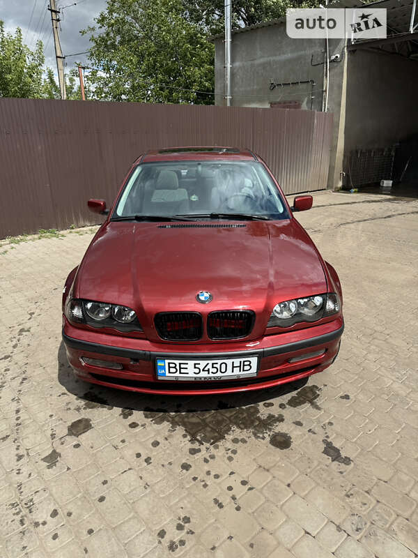 Bmw 318 (1998)