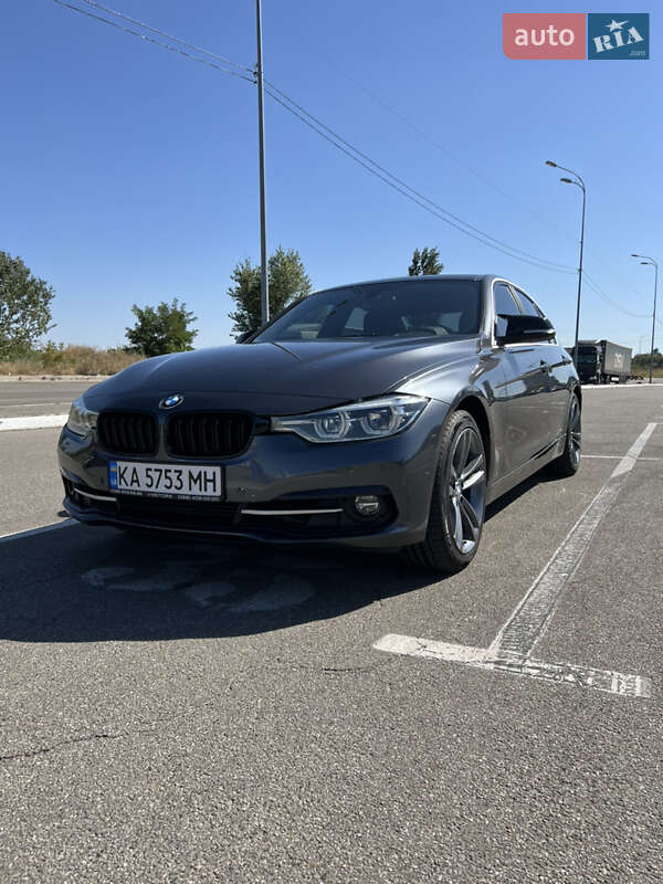 Bmw 330xi (2018)