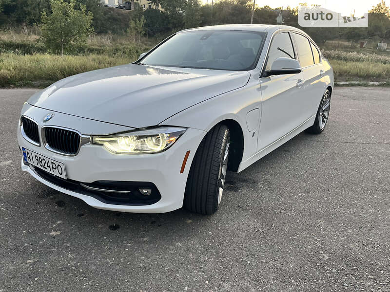 Bmw 330e (2018)