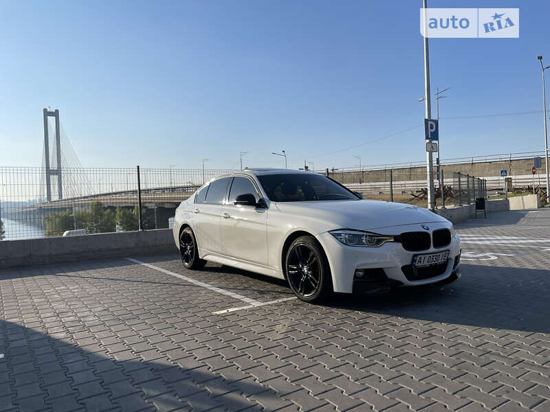 Bmw 330xi (2018)