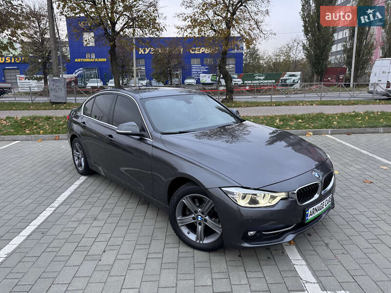 Bmw 330xi (2016)
