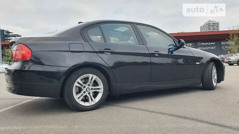 Bmw 318 (2008)