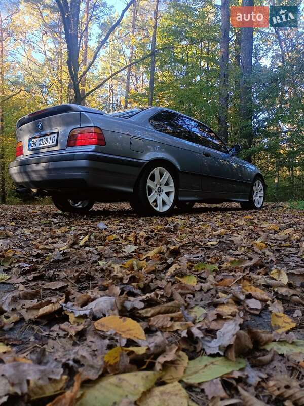 Bmw 316i (1994)