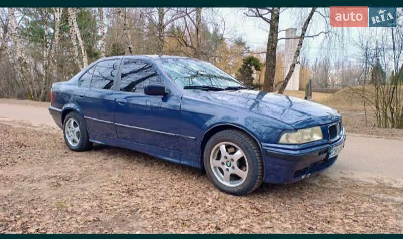 Bmw 3 series (1993)