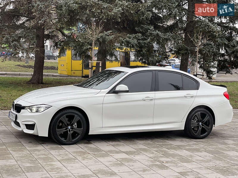 Bmw 3 series (2016)