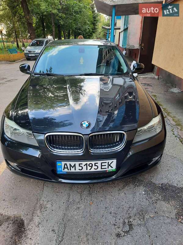 Bmw 3 series (2010)