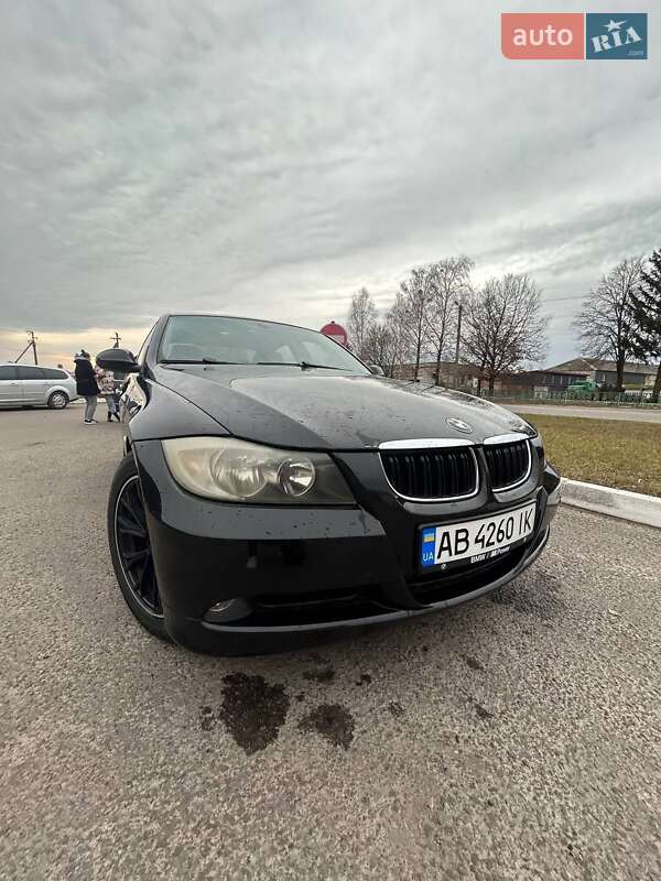 Bmw 3 series (2005)