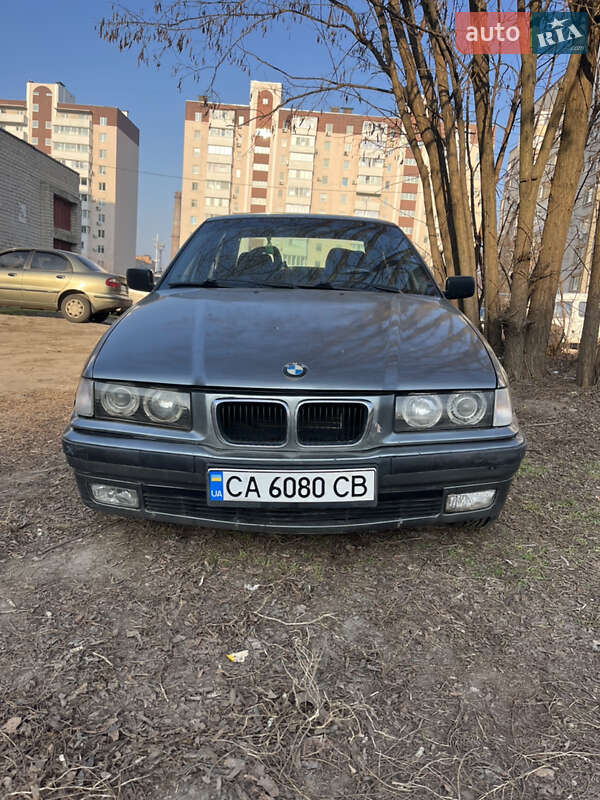 Bmw 3 series (1992)