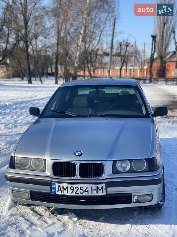 Bmw 3 series (1992)