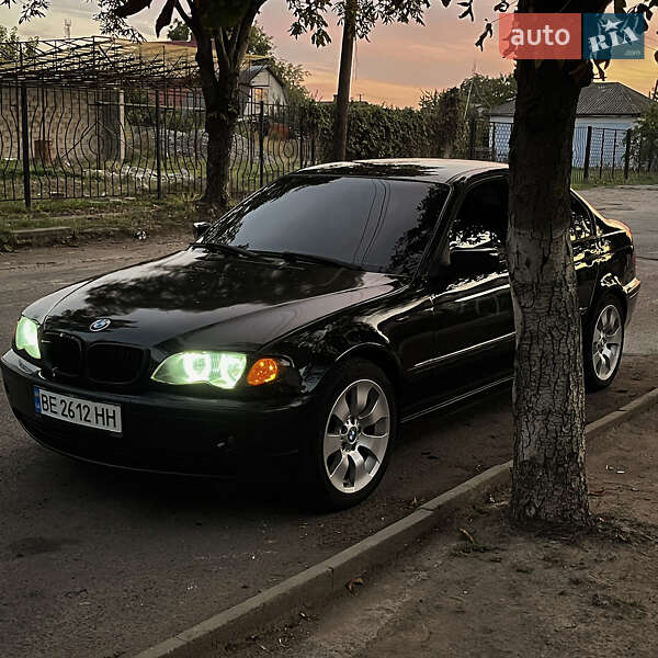 Bmw 3 series (2003)