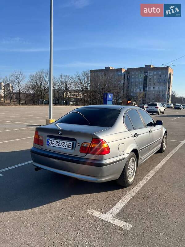 Bmw 3 series (2003)