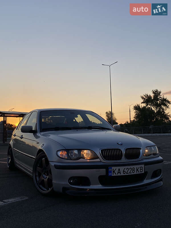 Bmw 3 series (2004)