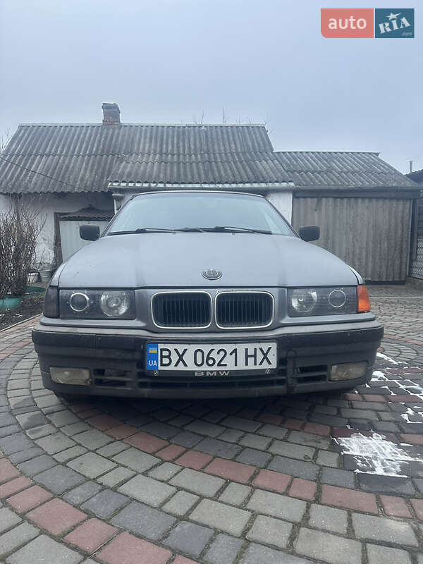 Bmw 3 series (1993)