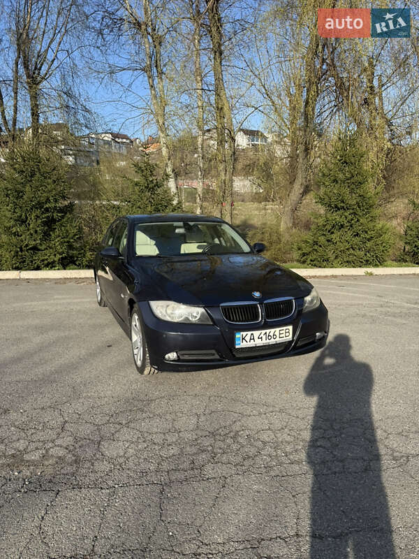 Bmw 3 series (2005)