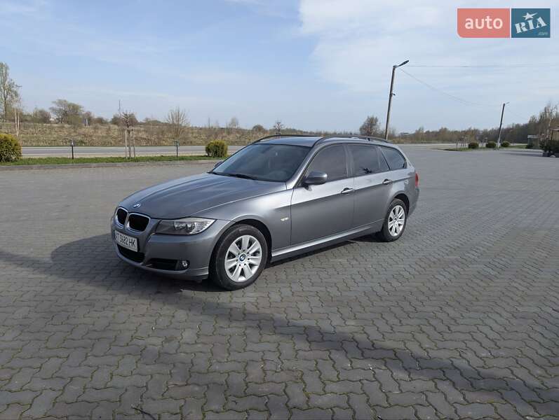 Bmw 3 series (2010)