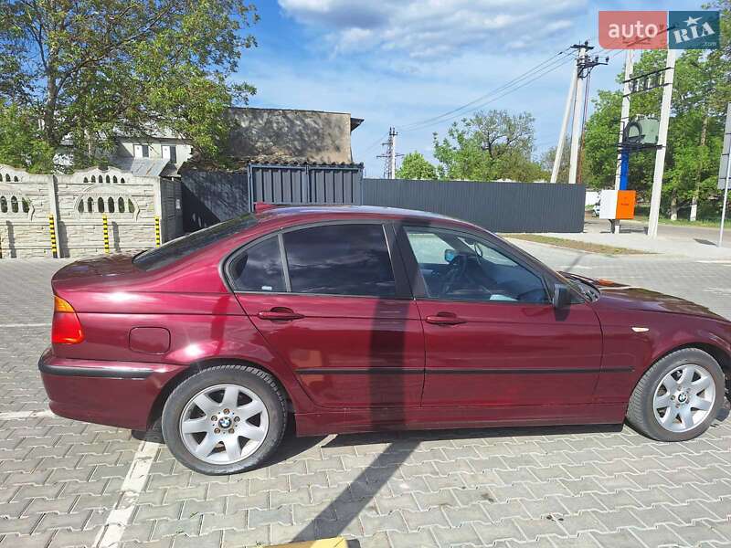 Bmw 3 series (2003)