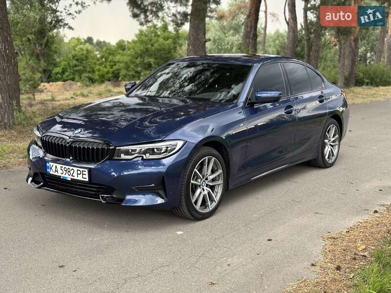 Bmw 3 series (2021)