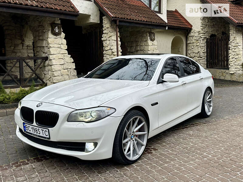 Bmw 550i (2011)
