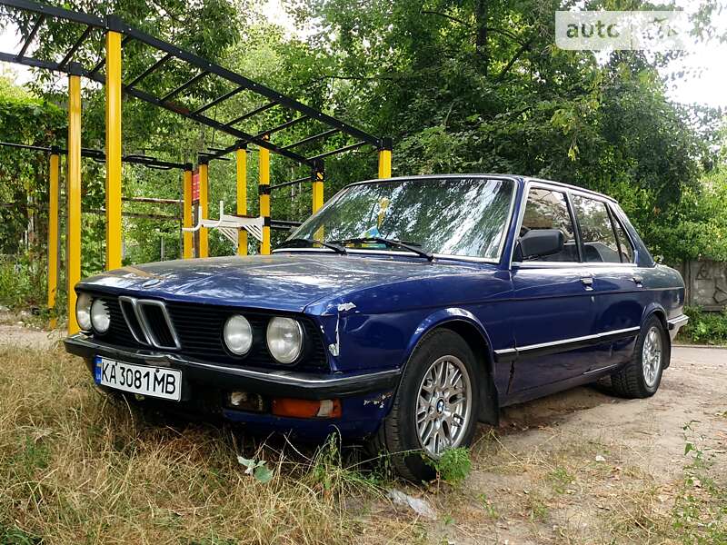 Bmw 518 (1987)