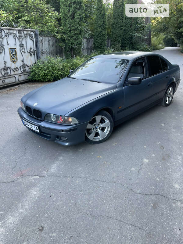 Bmw 530i (2001)
