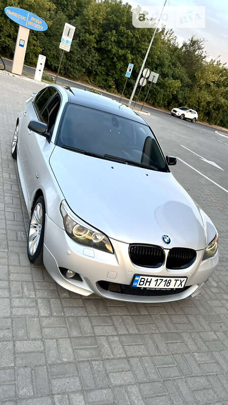 Bmw 523i (2006)