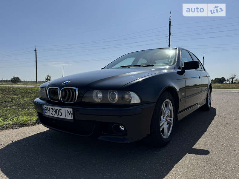 Bmw 528 (1999)