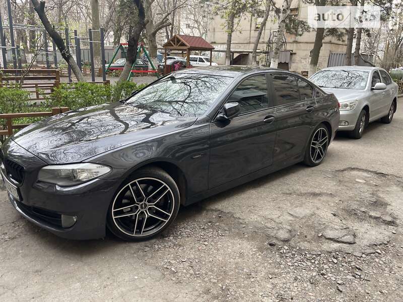 Bmw 528 (2012)