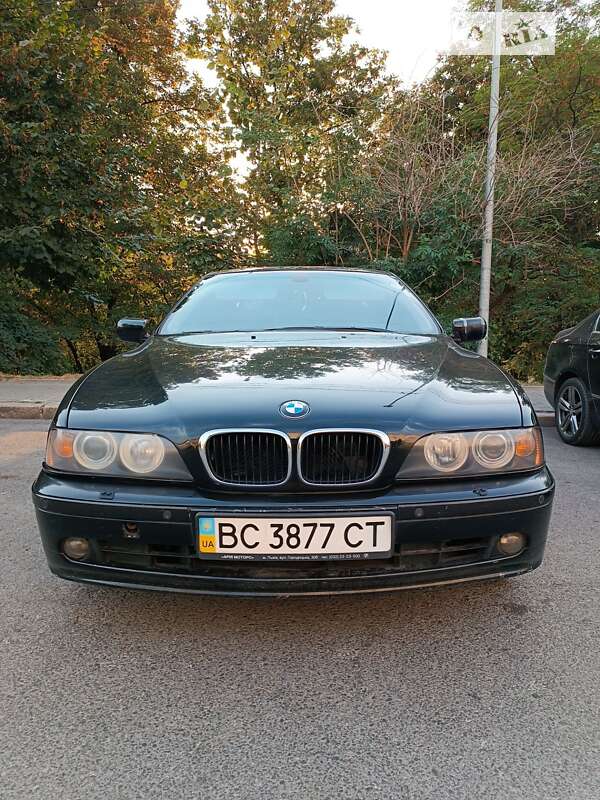 Bmw 520i (2003)