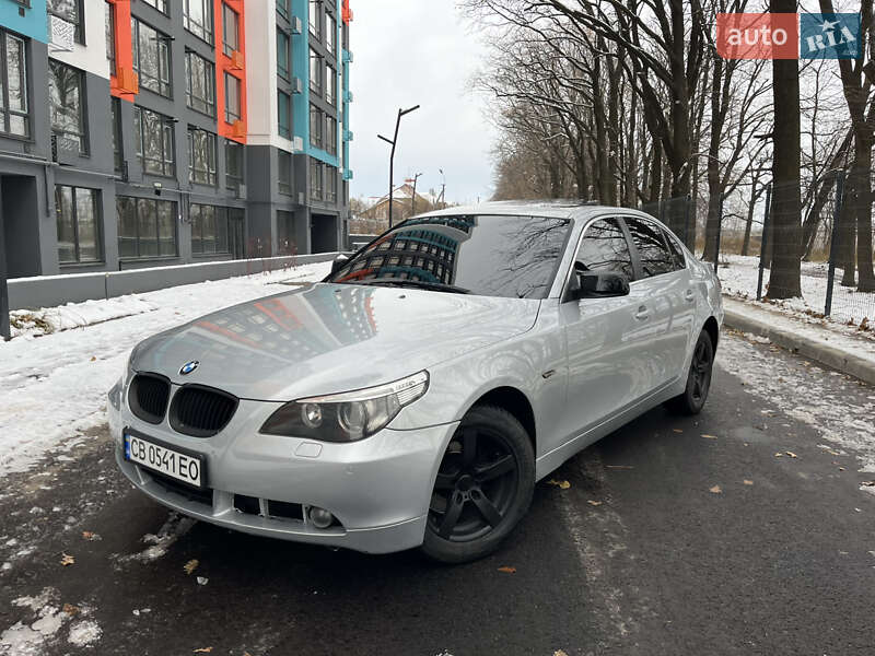 Bmw 523i (2006)