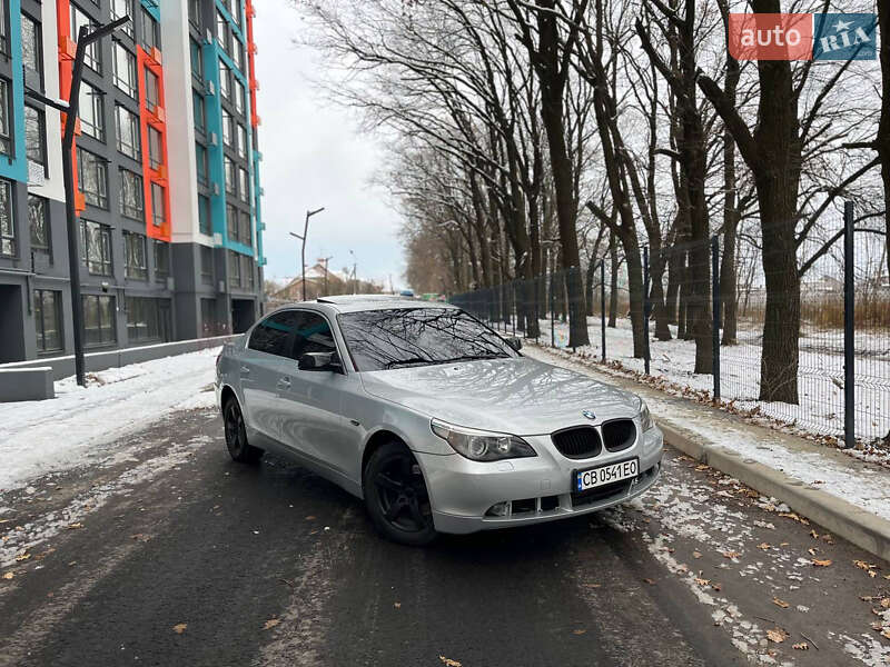 Bmw 523i (2006)