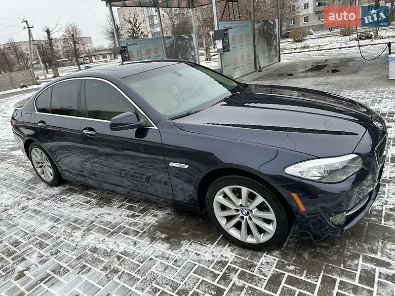 Bmw 528i (2011)
