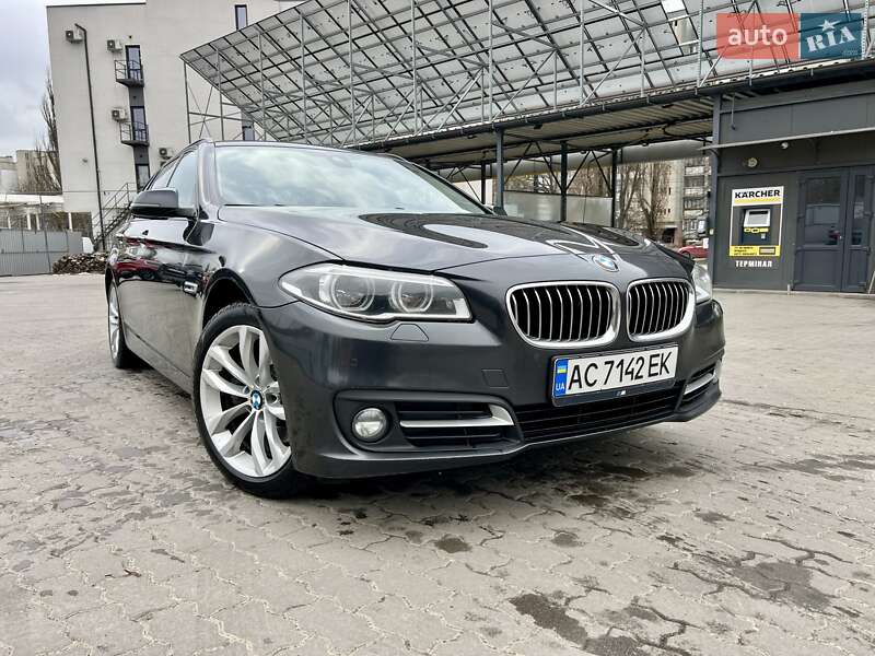 Bmw 5 series (2016)