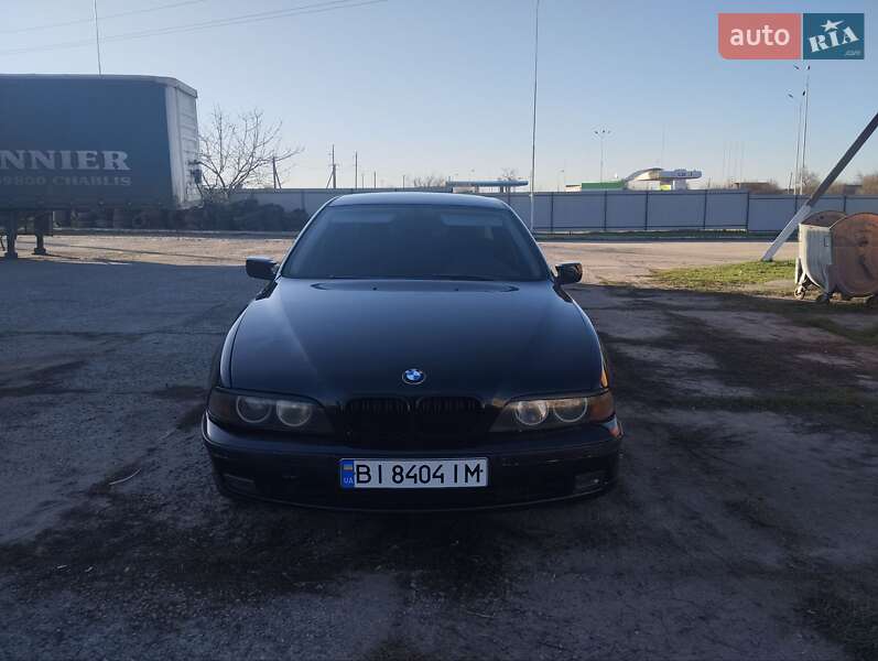Bmw 5 series (2000)