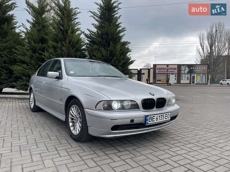 Bmw 5 series (2001)