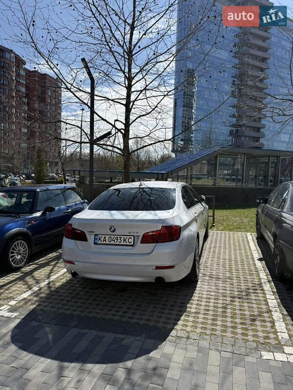 Bmw 5 series (2015)