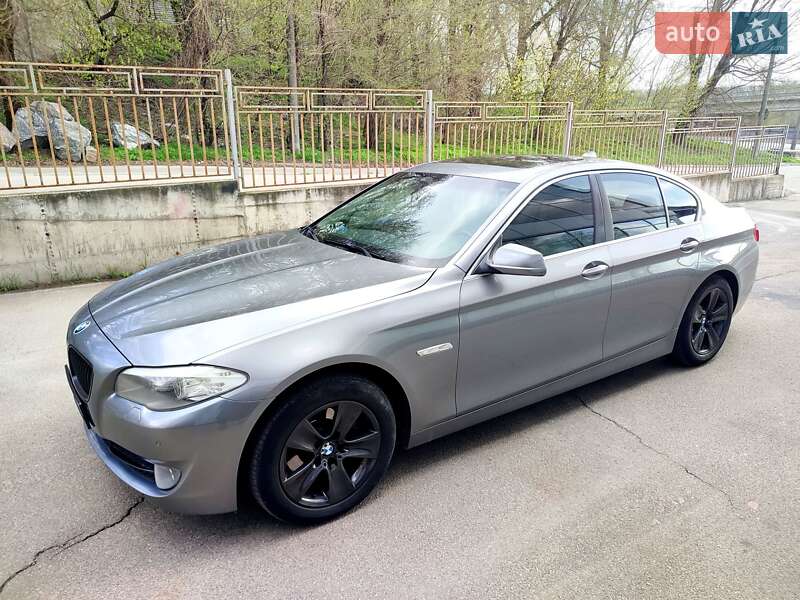 Bmw 5 series (2011)