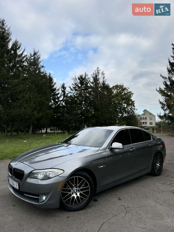 Bmw 5 series (2011)