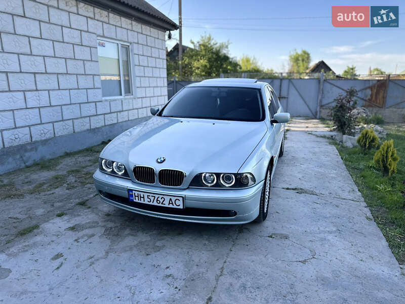 Bmw 5 series (2001)