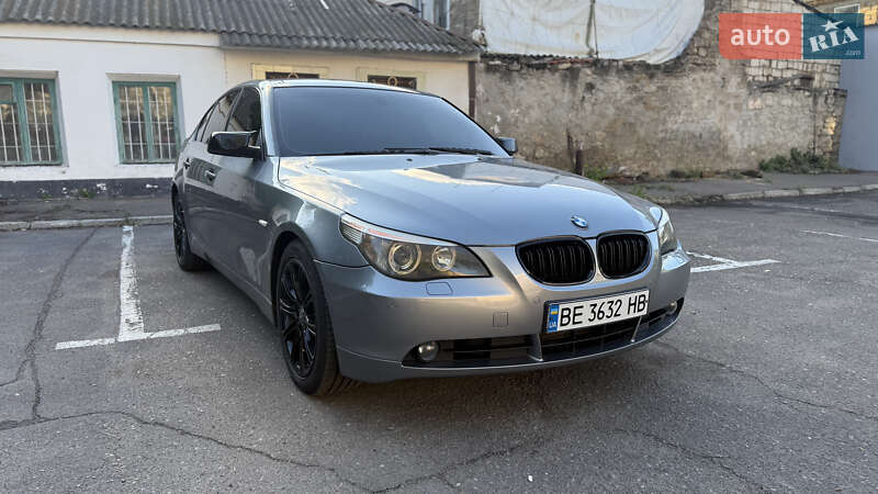 Bmw 5 series (2003)