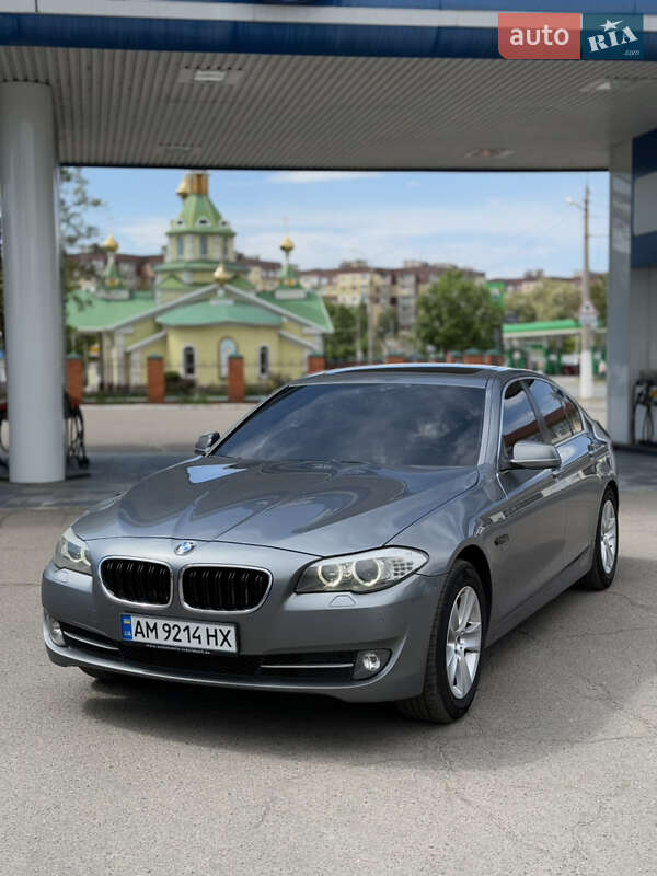 Bmw 5 series (2011)